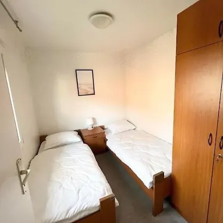 Hiska 231 - Kamp Terme 3000 - Brezplacne Karte Za Kopalisce! Počitniška hiša