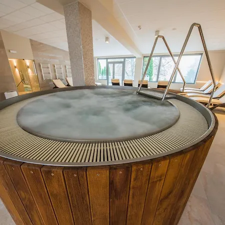 Hiska 231, 2 Karti Za Terme 3000, Feriehus
